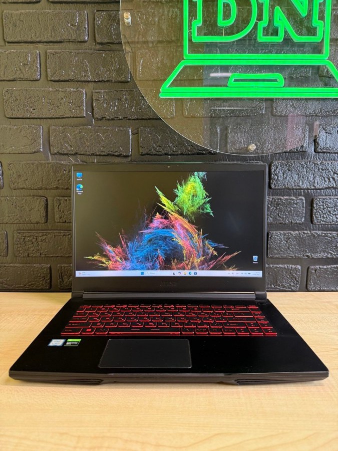 Ноутбук MSI GF63 Thin 9SC Core i7-9750H 2.6 ГГц 16GB 512GB + Windows 11 Pro